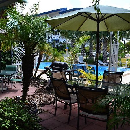 Amber Tides Motel Clearwater Beach Exterior foto